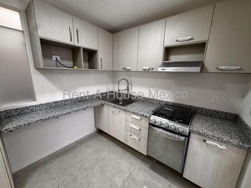 Departamento de dos recámaras en renta en Zakia, Querétaro