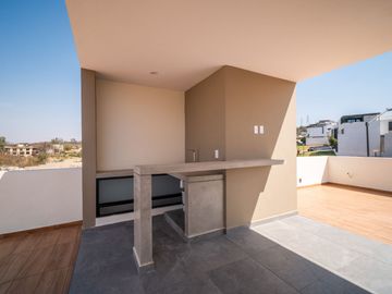 Casa de 4 recamaras Coto Pontevedra Zapopan Norte