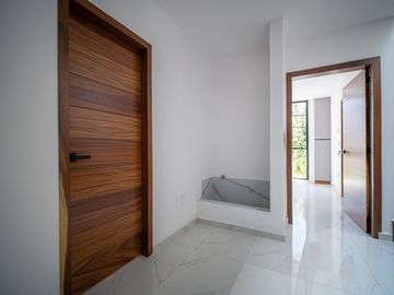 Casa de 4 recamaras Coto Pontevedra Zapopan Norte