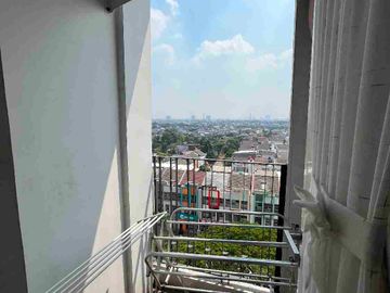 Di sewakan apartemen full furnished view city. Scientia Residence Gading Serpong