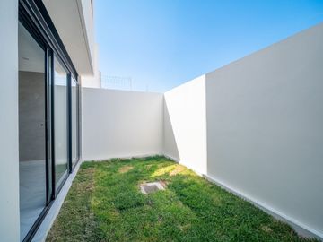 Casa de 4 recamaras Coto Cerezos Zapopan Norte