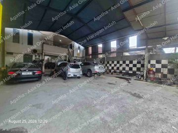 Disewakan Gudang tempat usaha ex Bengkel di pinggir jalan Pulogebang Jakarta Timur