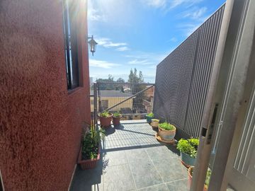✨ ¡VIVE CERRO ALEGRE CON VISTA PRIVILEGIADA A LA BAHÍA! 🌊🏙️