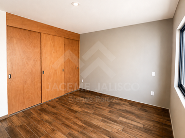 Casa en Venta Zapopan Coto Altanza - Soare 3 - Fraccionamiento Solares