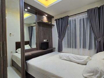 Sewa Signature Park 2BR Siap Huni Full Furnished Renov View Kolam