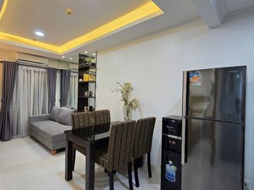 Sewa Signature Park 2BR Siap Huni Full Furnished Renov View Kolam
