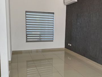CASA EN RENTA SECTOR PRIVADO EN CUMBRES
