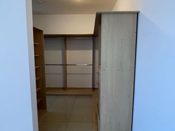 CASA EN RENTA SECTOR PRIVADO EN CUMBRES