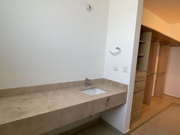CASA EN RENTA SECTOR PRIVADO EN CUMBRES