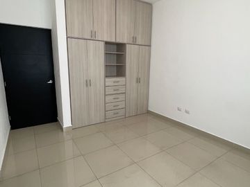 CASA EN RENTA SECTOR PRIVADO EN CUMBRES
