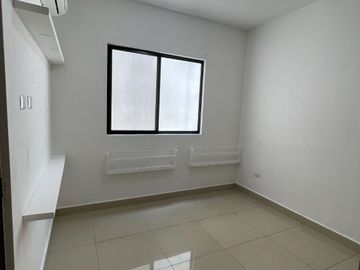 CASA EN RENTA SECTOR PRIVADO EN CUMBRES