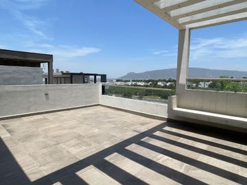 CASA EN RENTA SECTOR PRIVADO EN CUMBRES