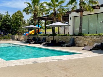 CASA EN RENTA SECTOR PRIVADO EN CUMBRES