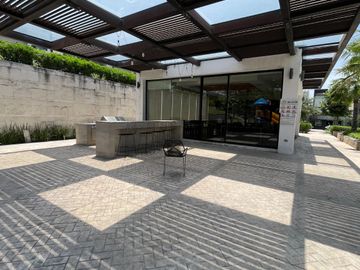 CASA EN RENTA SECTOR PRIVADO EN CUMBRES