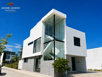 Casa en Venta Coto Larissa - Frac. Solares - Junto a Condominio Altanza