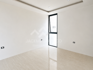 Casa en Venta Coto Larissa - Frac. Solares - Junto a Condominio Altanza