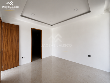 Casa en Venta Coto Larissa - Frac. Solares - Junto a Condominio Altanza