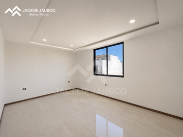 Casa en Venta Coto Larissa - Frac. Solares - Junto a Condominio Altanza