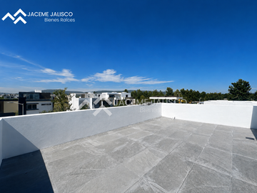 Casa en Venta Coto Larissa - Frac. Solares - Junto a Condominio Altanza
