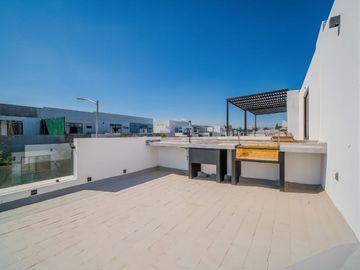 Casa 5 recamaras en savia central