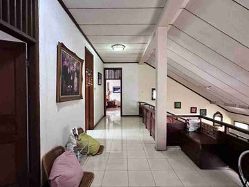 Kemanggisan Palmerah Rumah Terawat Siap Huni Cocok Untuk Usaha