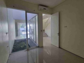 DIJUAL RUMAH MURAH SIAP HUNI, PERUMAHAN ROYAL RESIDANCE SBY BARAT