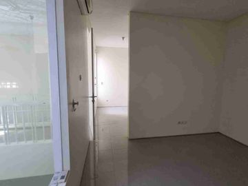 DIJUAL RUMAH MURAH SIAP HUNI, PERUMAHAN ROYAL RESIDANCE SBY BARAT