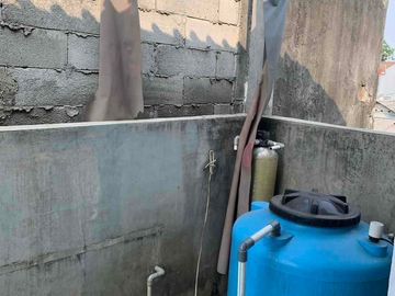 DISEWAKAN RUMAH 3 LANTAI DI LARANGAN, KOTA TANGERANG