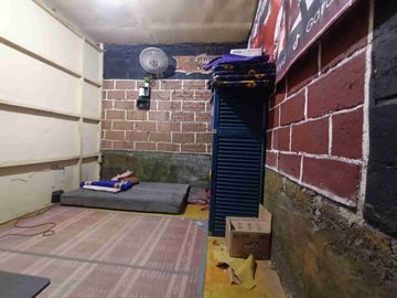Tempat Usaha Luas, Lokasi Strategis, siap pakai Legalitas Lengkap cocok untuk usaha di Duta Harapan Bekasi Utara