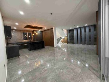 VENTA DE AMPLIA CASA EN PRIVADA SAN ANGEL V EN SAN LUIS POTOSÍ