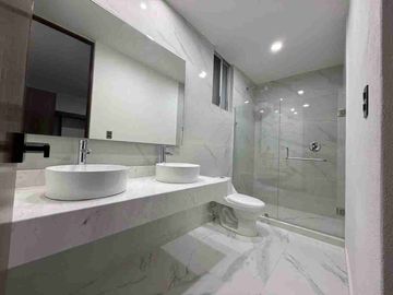 VENTA DE AMPLIA CASA EN PRIVADA SAN ANGEL V EN SAN LUIS POTOSÍ