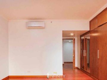 For Sale 3 Bedroom in Pacific Plaza Condominium, Makati City