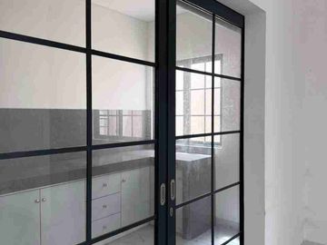 Dijual Rumah 3 Lantai Dalam Cluster Siap Huni