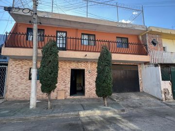 Casa en Venta en Col. Francisco Villa cerca de Polanco, en Guadalajara, Jalisco, México.