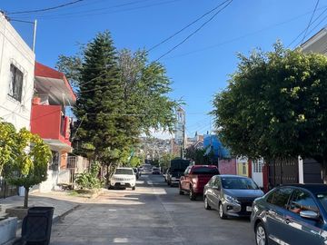Casa en Venta en Col. Francisco Villa cerca de Polanco, en Guadalajara, Jalisco, México.