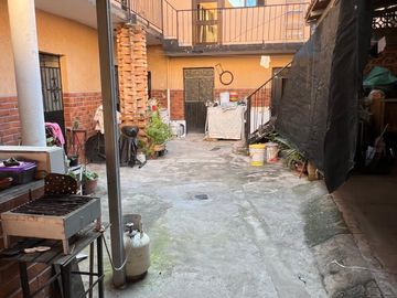 Casa en Venta en Col. Francisco Villa cerca de Polanco, en Guadalajara, Jalisco, México.