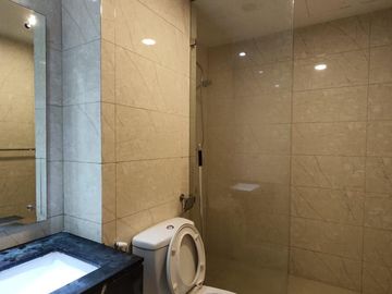 DIJUAL CEPAT! APARTEMEN 2BR 70M² LANTAI 36 CITY VIEW – THE MANSION KEMAYORAN