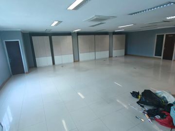 Jual Cepat Gedung 4 Lantai Kemayoran Jakarta Pusat