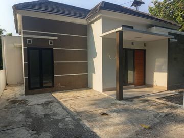 Rumah Strategis 13 Menit ke UMY Siap Tempati