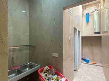 Dijual Cepat Ruko 4 Lantai Nusa Bali Hook Full Renovasi Siap Huni