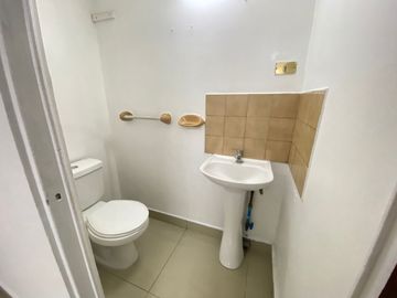 ARRIENDO OFICINA 25, FREIRE 788