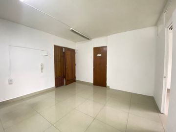 ARRIENDO OFICINA 25, FREIRE 788