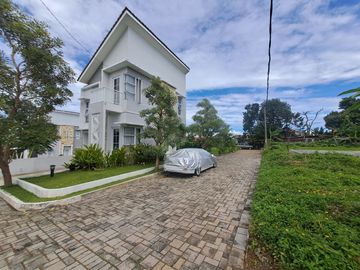Rumah Siap Huni Ready Stock 2 lantai SHM IMB PBB On Hand Rumah Syariah Pancoran Mas Lokasi Strategis Jakarta Selatan Jabodetabek Akses Stasiun Tol