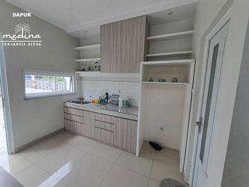Rumah Siap Huni Ready Stock 2 lantai SHM IMB PBB On Hand Rumah Syariah Pancoran Mas Lokasi Strategis Jakarta Selatan Jabodetabek Akses Stasiun Tol