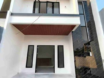Rumah 2 Lantai Minimalis Modern di Serpong Regensi Melati Mas