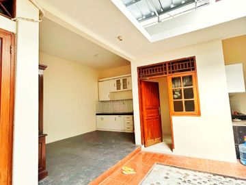 Disewakan Rumah di Kintamani Bali View, Cirendeu Tangerang Selatan