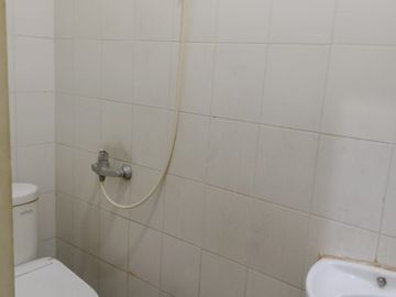 jual hotel 4 lantai lokasi strategis di jakut