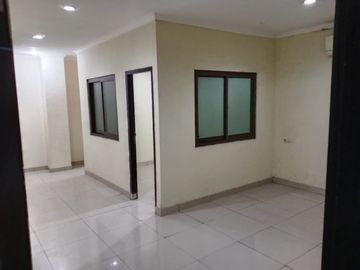 jual hotel 4 lantai lokasi strategis di jakut