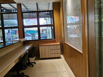 jual hotel 4 lantai lokasi strategis di jakut