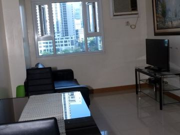 For RENT! Furnished 1BR in The Trion Towers BGC for Php 32,000 per month